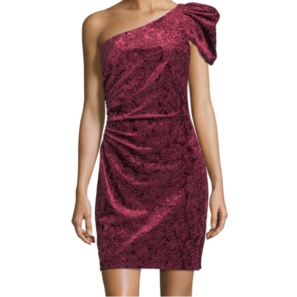 Aidan Mattox Dresses & Skirts - 🌺Aidan Mattox One Shoulder Velvet Dress 🌺